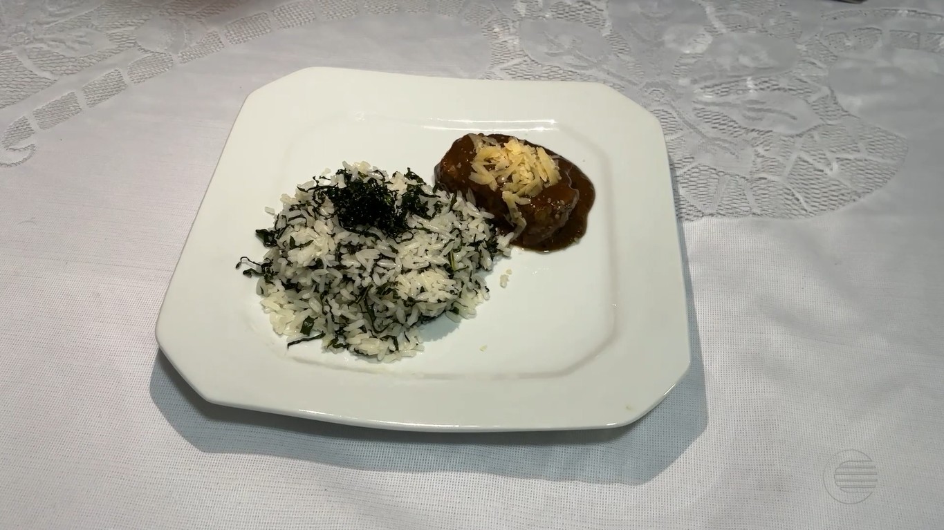 Chef ensina a preparar filé ao molho de manga com cerveja preta; 'receita contemporânea e tropical', diz