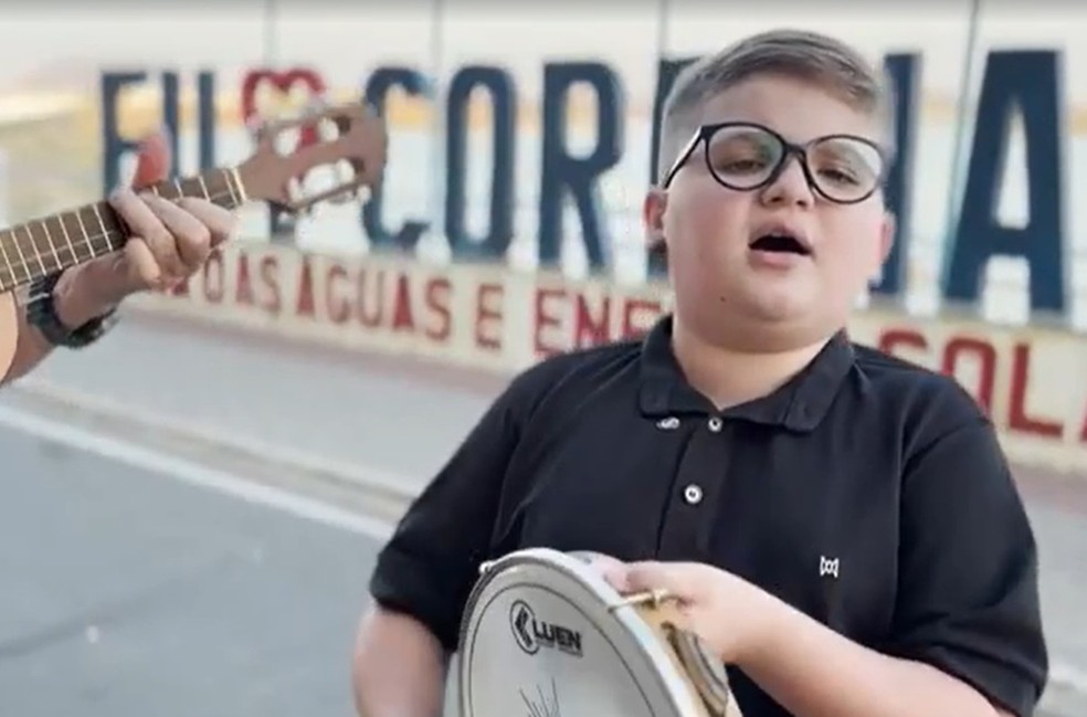 Leozinho do Samba, aos 11 anos � Foto: Reprodu��o/TV Para�ba