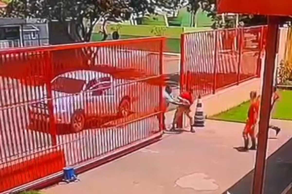 VÍDEO: Bebê de 9 meses engasga com frango e é salva por bombeiros em quartel de MS