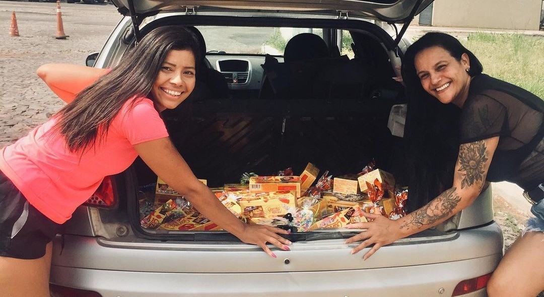 Moradora de Divinópolis faz campanha para arrecadar doces e chocolates para crianças na Páscoa; saiba como ajudar
