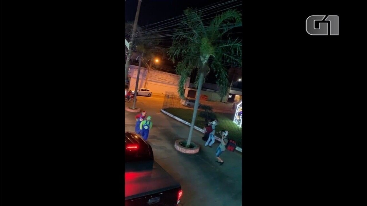 Morador denuncia que Carreta da Alegria circula lotada de pessoas por ruas  de Aparecida de Goiânia; vídeo, Goiás