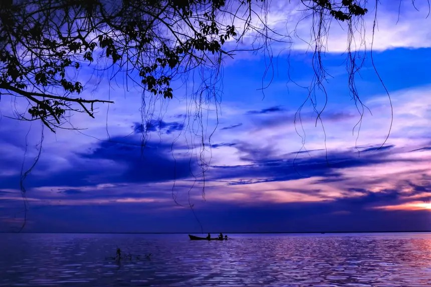 Servidor da Sespa é destaque em concurso cultural com fotografia de pescadores em Alter do Chão