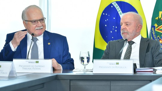 Lula diz que Fachin tem 'responsabilidade' de evitar que crise no STF atrapalhe eleições
