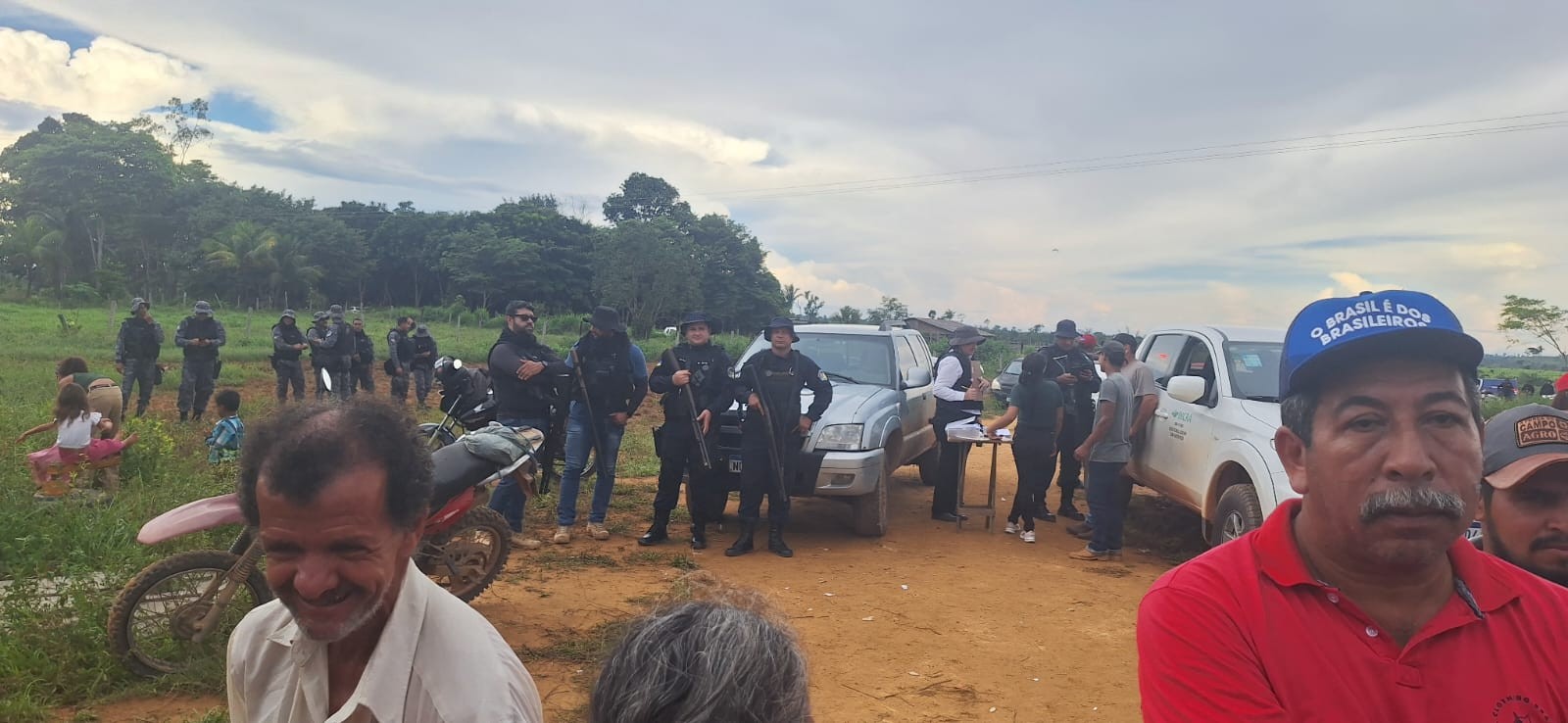 MDA e Incra dizem ter sido 'cercados' pela PM durante reunião com posseiros em RO
