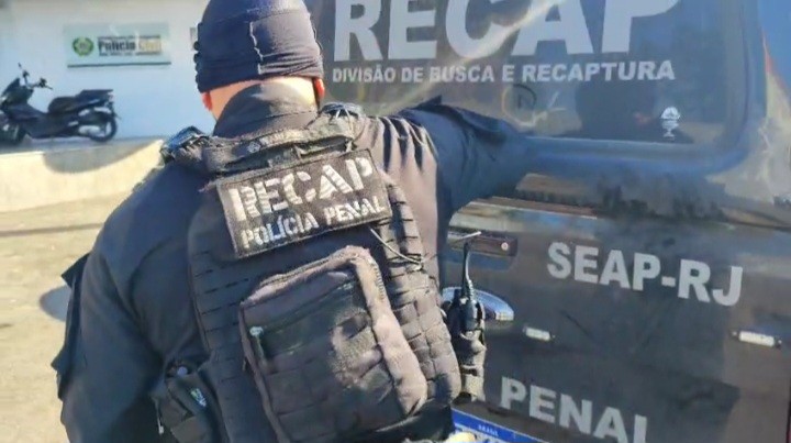 Cinco foragidos da Justiça são recapturados em operação da Polícia Penal em Campos e Macaé