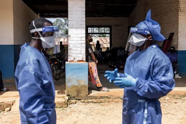 Cruz Vermelha lamenta morte de três voluntários por Ebola na República Democrática do Congo