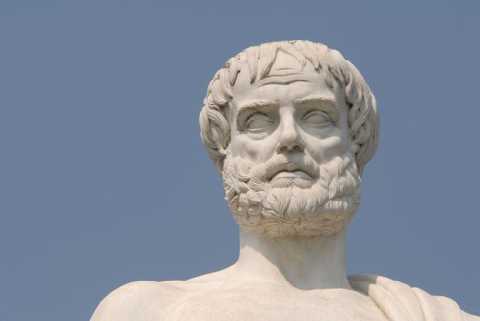 Aristóteles acreditava que todos os corpos se movem em direção ao seu lugar natural — Foto: GETTY IMAGES via BBC