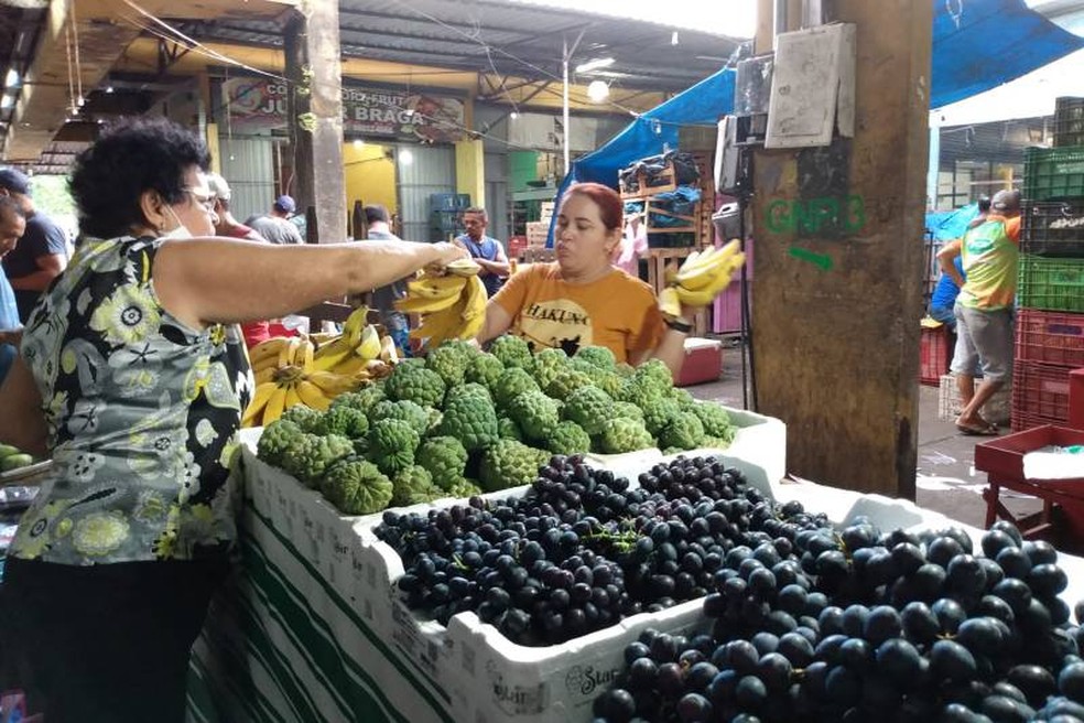 Produtos tradicionais natalinos incrementam vendas na Ceasa-CE - Centrais  de Abastecimento do Ceará - S/A