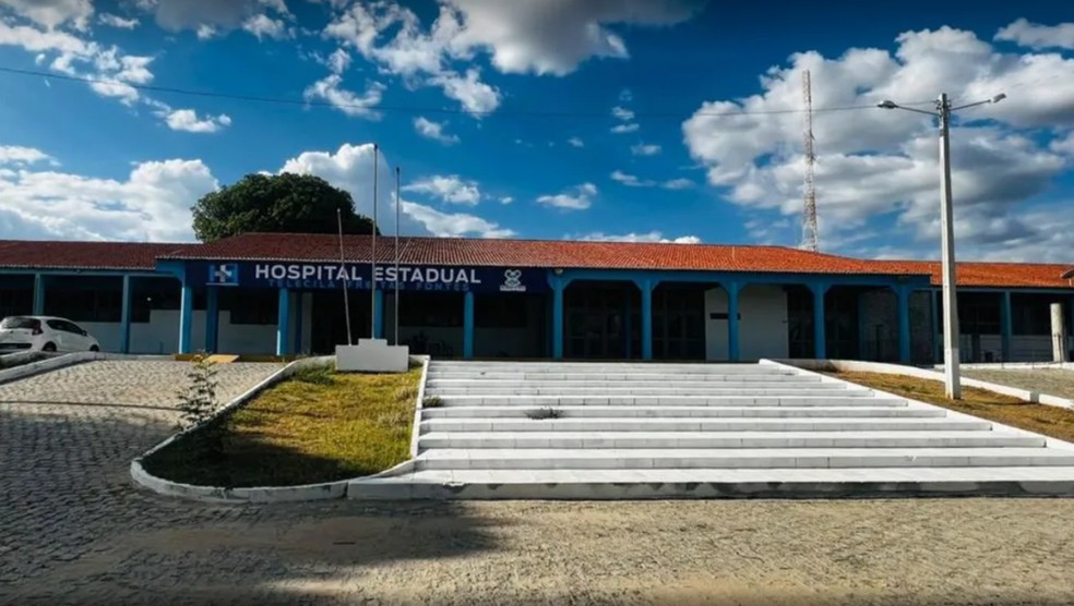 Hospital Regional Telecila Fontes, em Caicó, onde o menino foi internado — Foto: Caio Dantas/Google Street View/ARQUIVO
