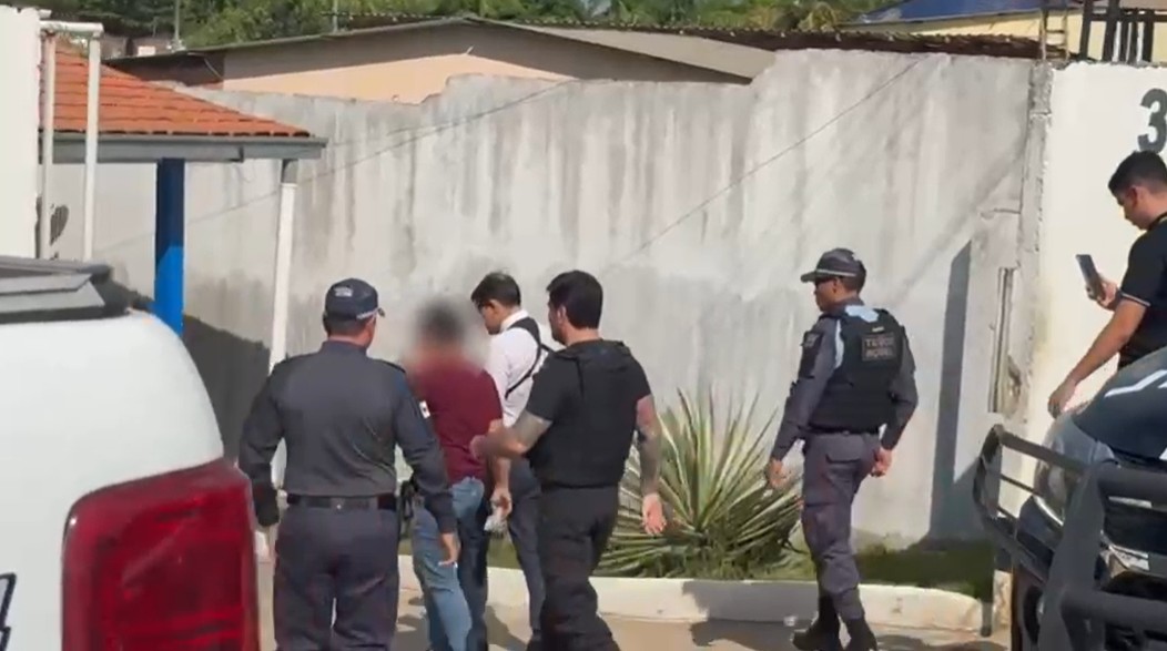 Professor é afastado após suspeita de abuso contra 22 alunas de 11 anos no Amazonas