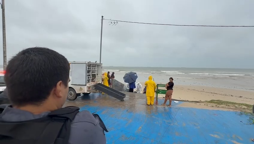 Corpo de homem é encontrado na Praia do Olho D’Água, em São Luís