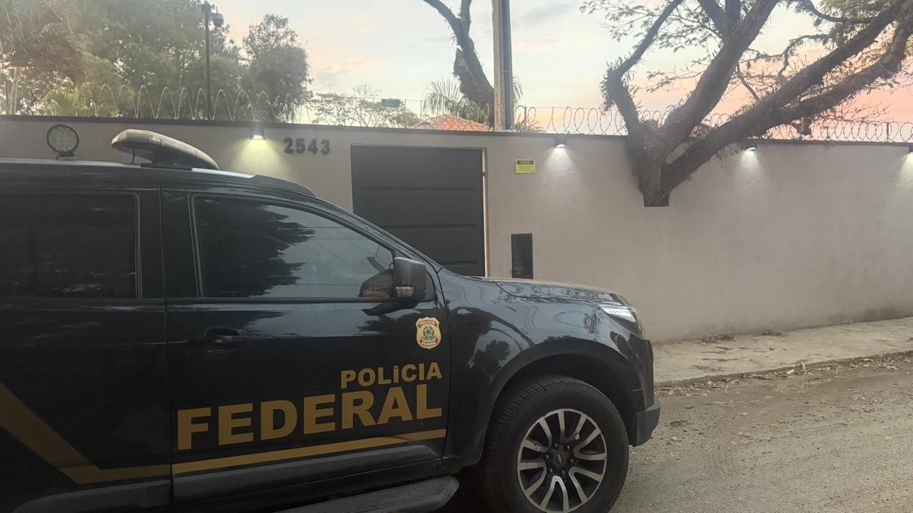 PF faz operação que investiga servidores de Cruzeiro (SP) suspeitos de fraudar licitações