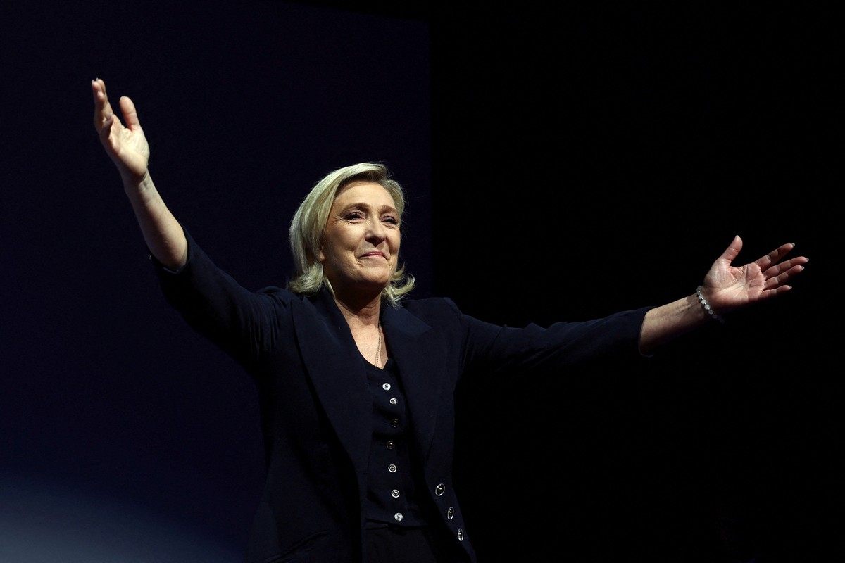 La extrema derecha gana la primera vuelta en Francia y Macron pide una coalición democrática  mundo