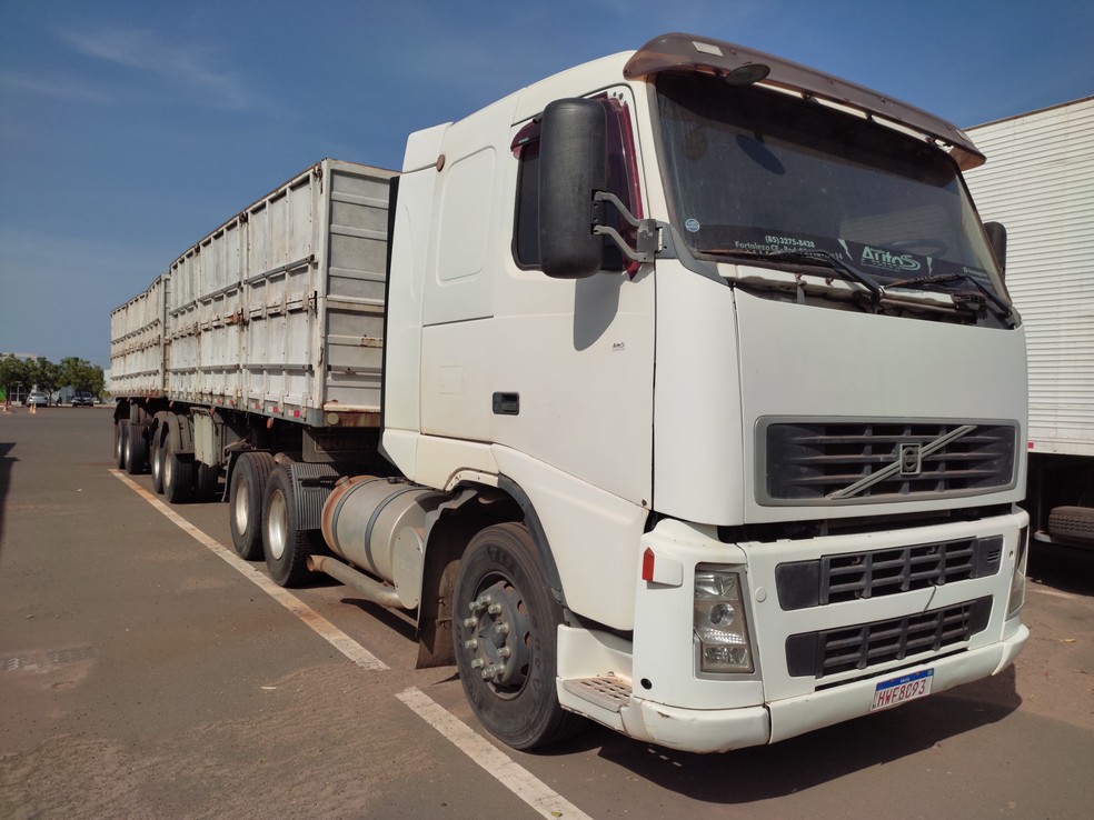 Caminhão em oferta em leilão da Receita Federal no Ceará com lance inicial de R$ 90 mil — Foto: Divulgação