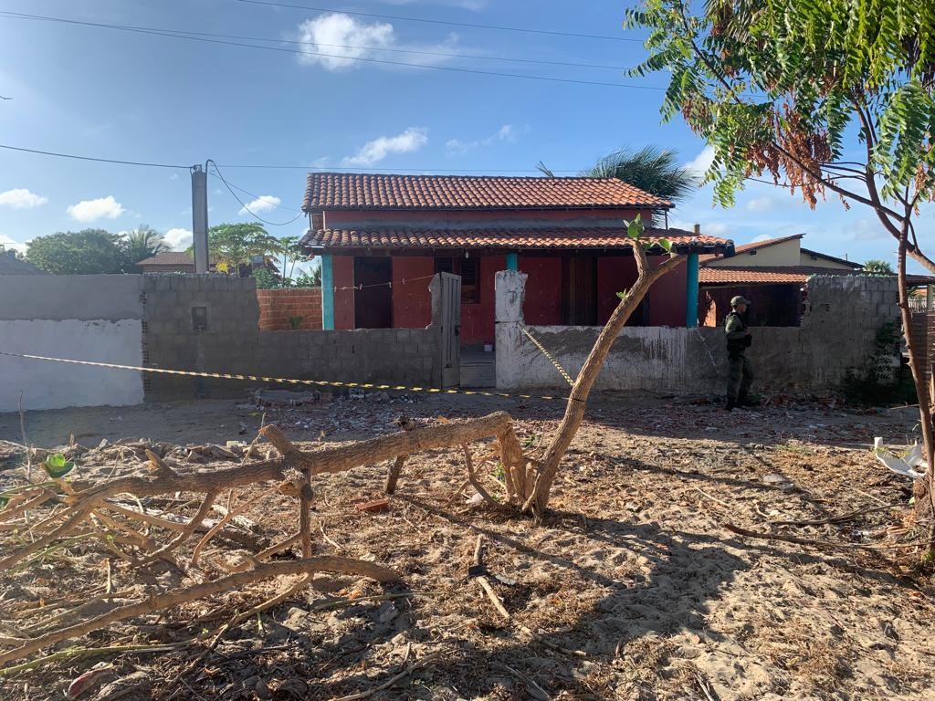 Homem é assassinado em casa, na praia do Macapá, litoral do Piauí; segundo homicídio em 12 horas