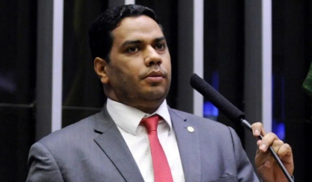 Caso Master: ao acolher pedido do BC, relator no TCU deixou clara sua insatisfação 