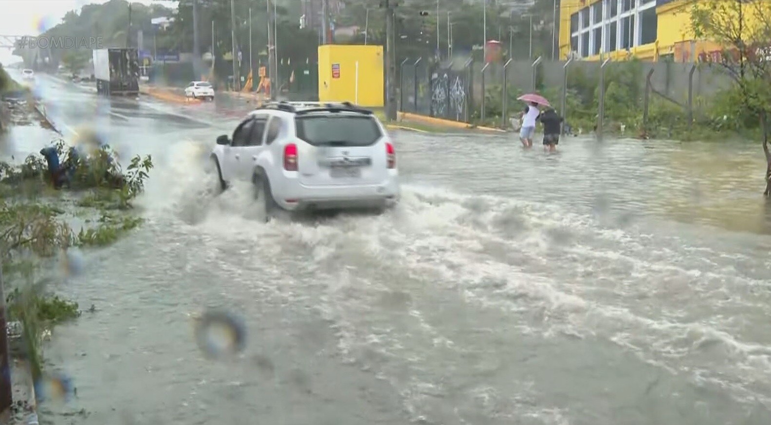 Saiba o que causou chuva forte no Grande Recife e veja lista das cidades onde mais choveu