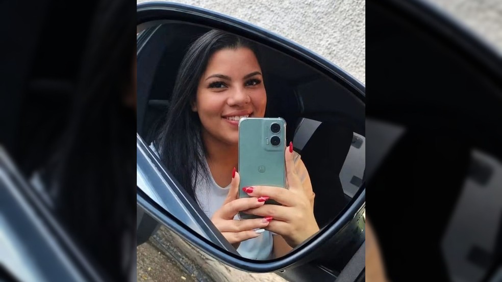 2 de 3
P&acirc;mela Let&iacute;cia Nolastro Cunha est&aacute; desaparecida destde a tarde desta quarta-feira (8) em Bauru (SP) &mdash; Foto: Reprodu&ccedil;&atilde;o