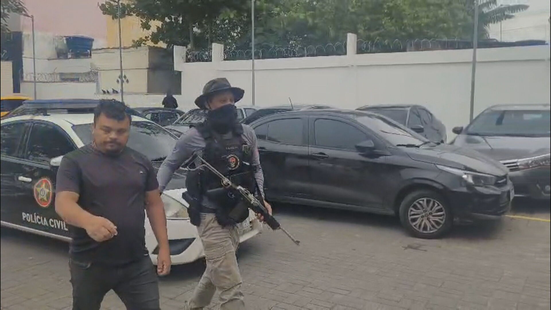 Gesseiro é preso por morte de homem; após briga, corpo foi deixado a 34 km do local do crime