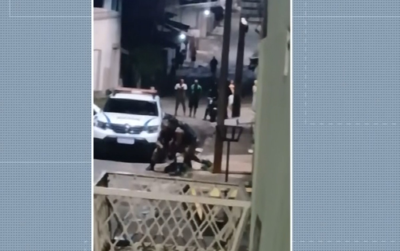 Vídeo mostra abordagem da PM a homem em Areado; família relata ferimentos e polícia diz que houve resistência