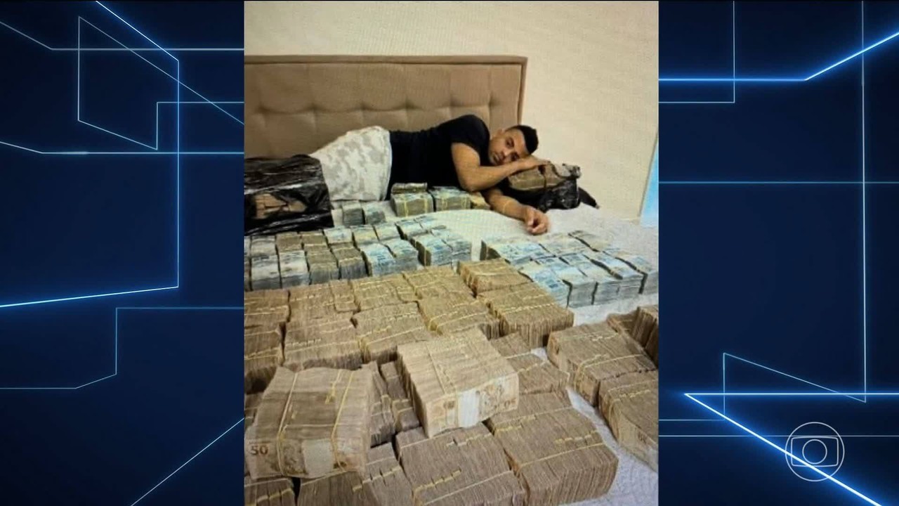 Polícia Federal encontra imagens de Th Joias com dinheiro do Comando Vermelho