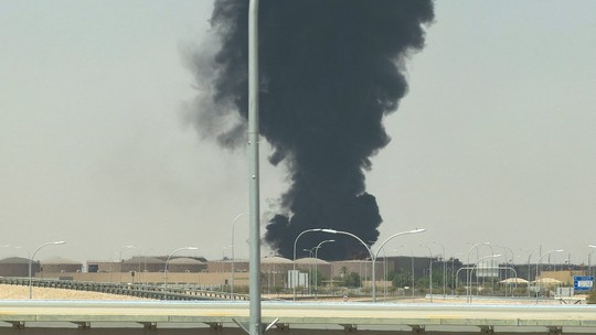 Houthis atacam aeroporto da capital da Arábia Saudita