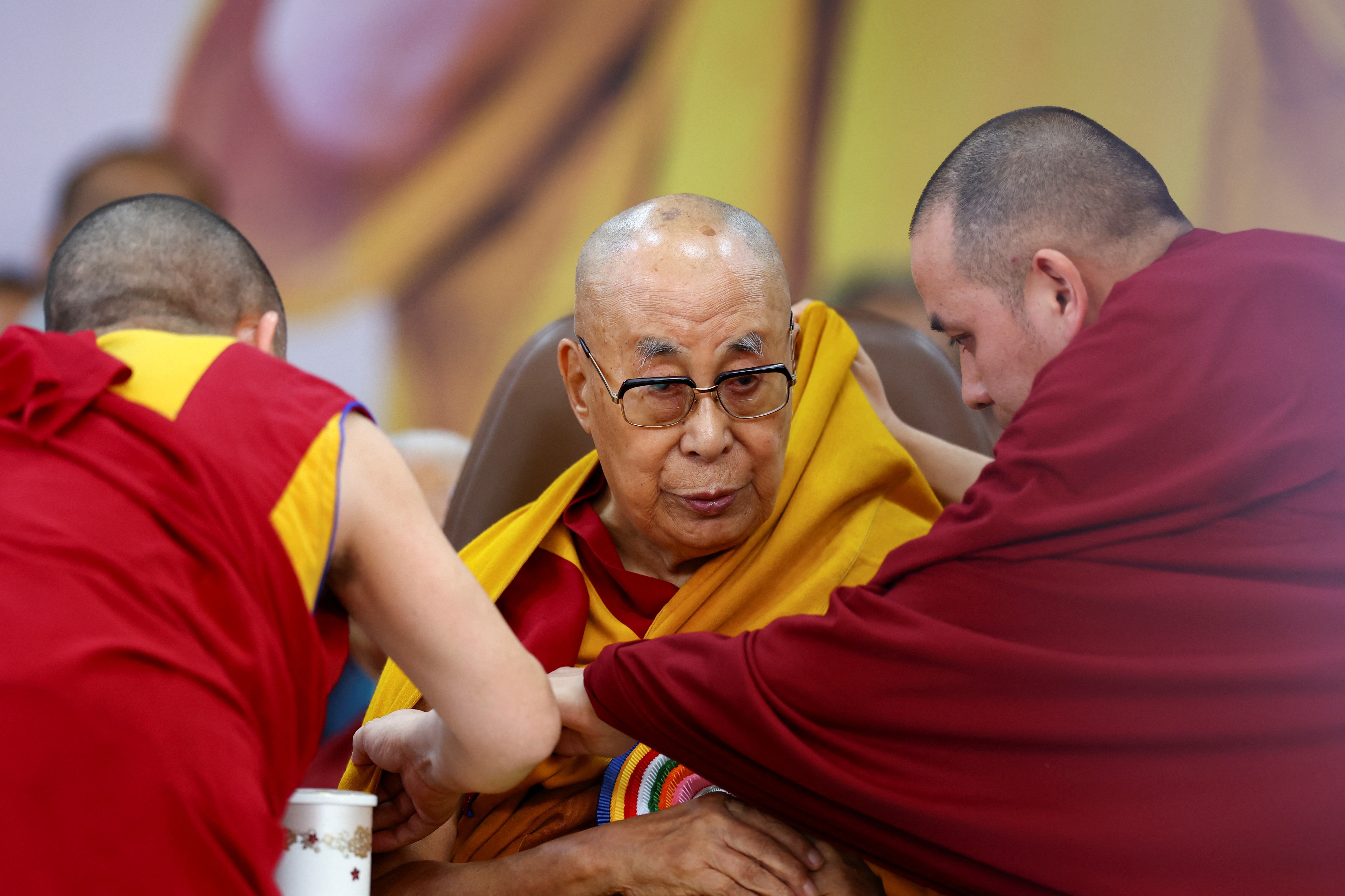 Dalai Lama celebra 90 anos com festa e famosos