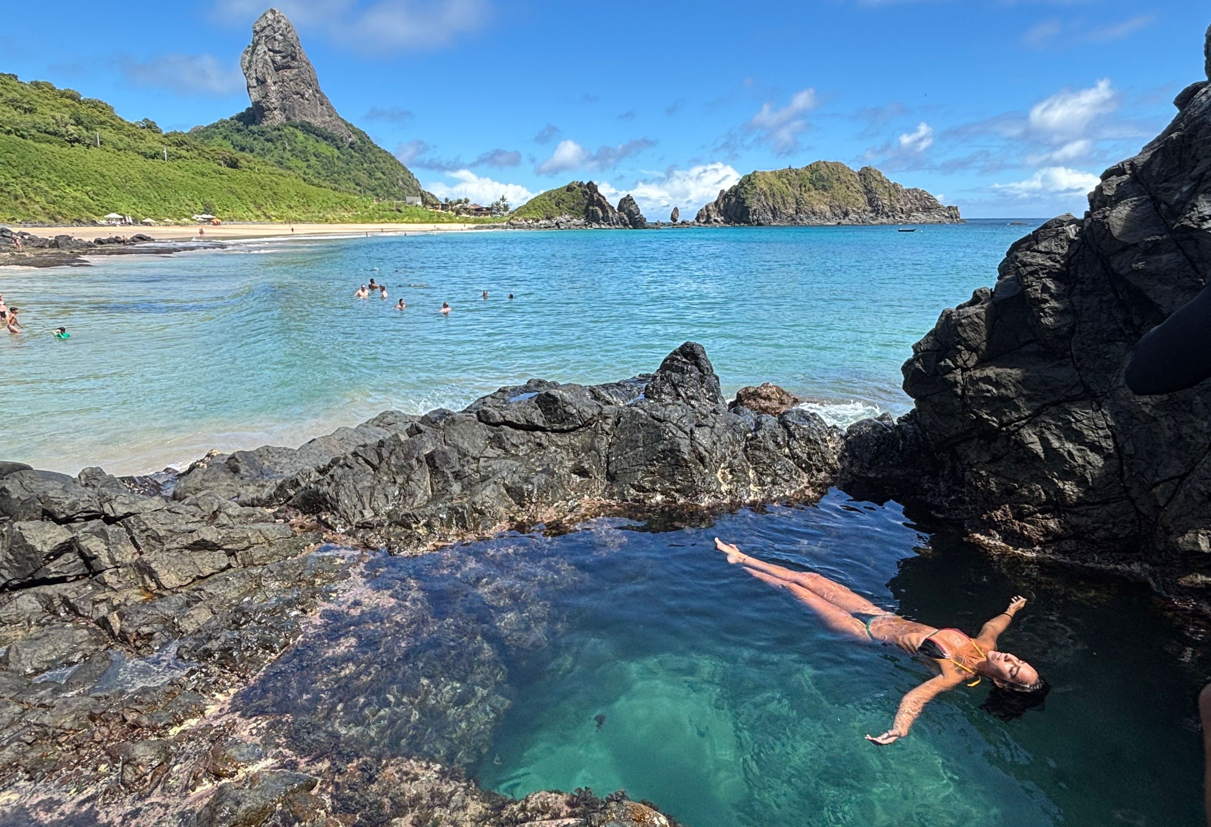 Piscinas naturais reabrem em Fernando de Noronha após oito meses de interdição