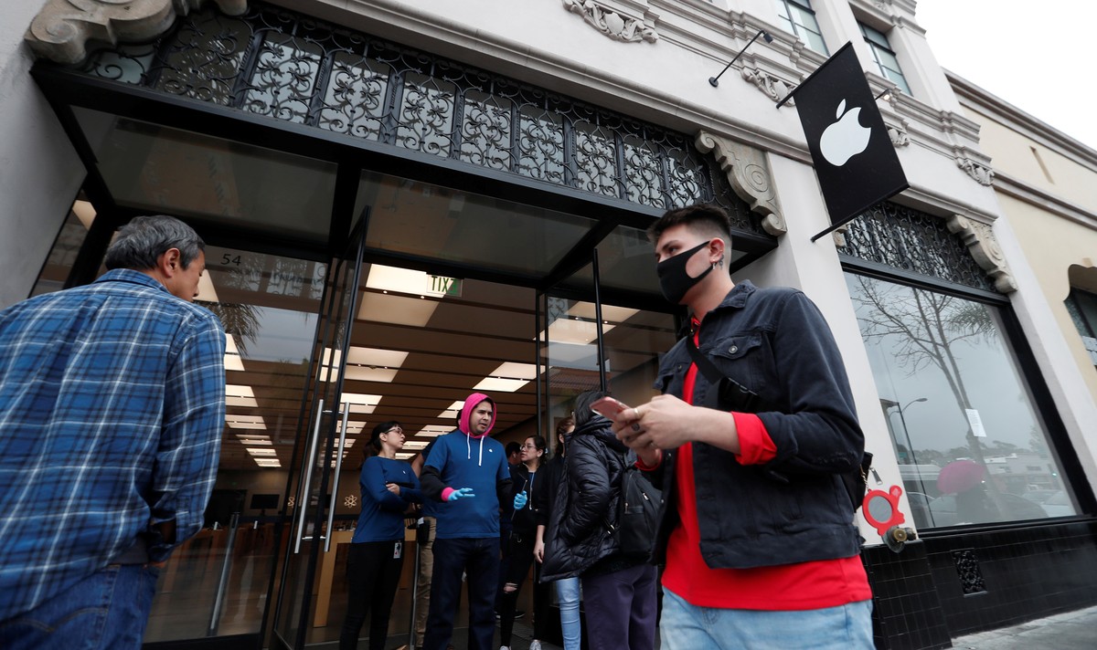 Covid-19: aumento de casos faz Apple fechar todas as lojas em Nova