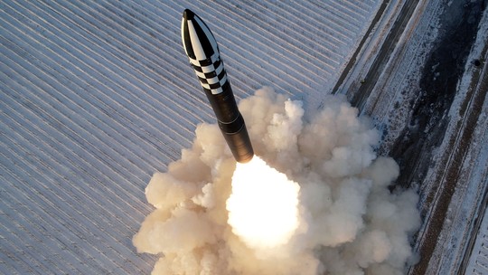 Irmã de Kim diz que só 'idiotas' creem que Coreia do Norte desistirá de armas nucleares