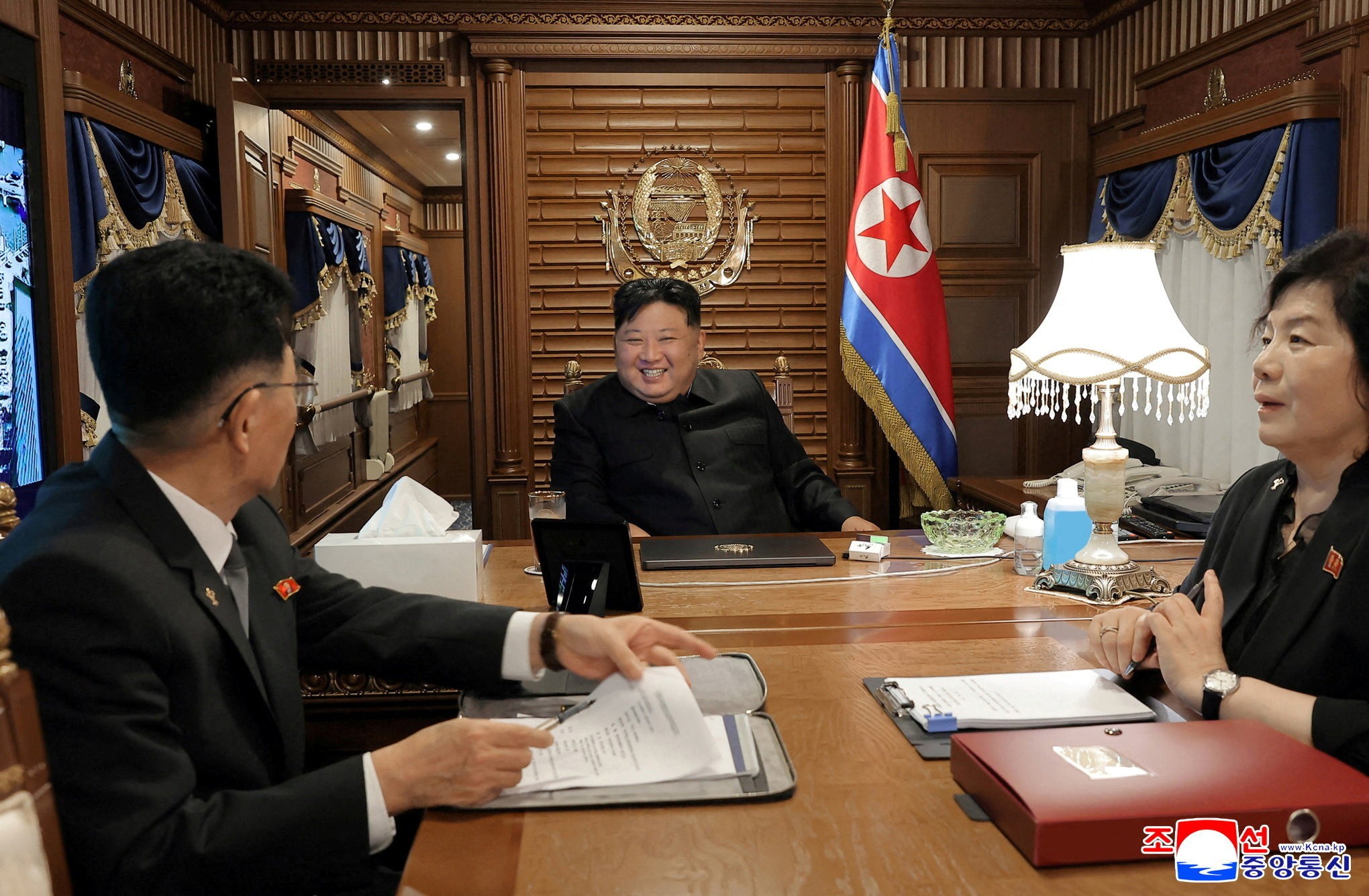 'Lento', blindado e tradicional: conheça trem que Kim Jong Un usou para rara viagem à China
