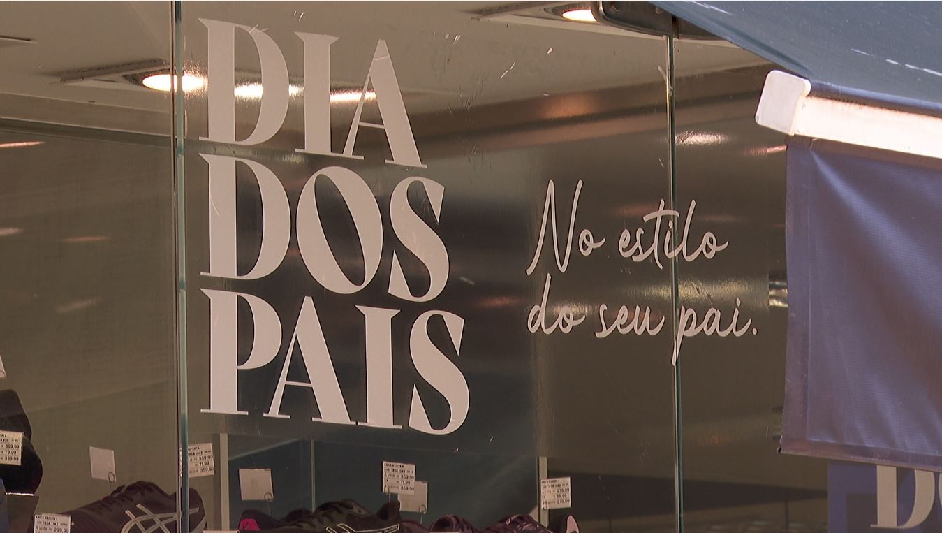 Dia dos Pais deve movimentar comércio no Amazonas com presentes de até R$ 150, aponta pesquisa