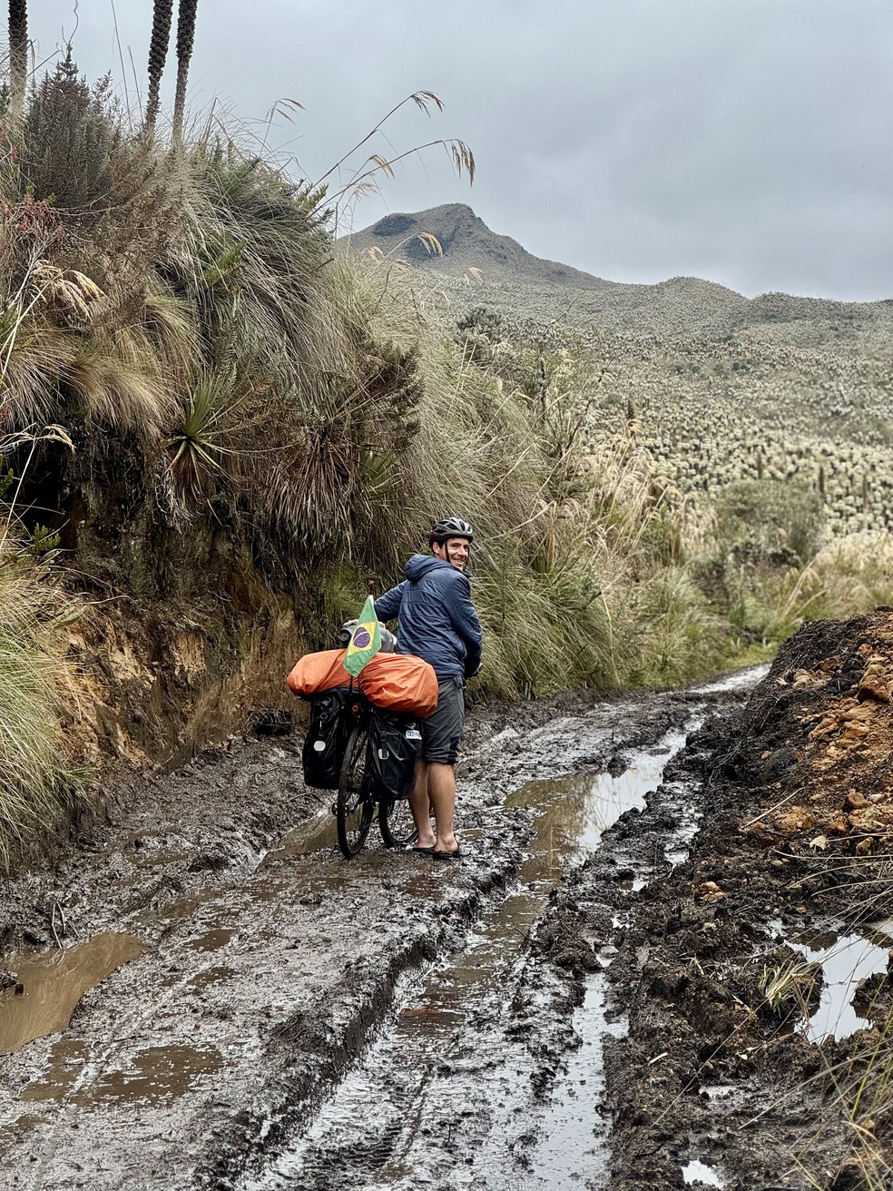 Casal paranaense passa mais de dois anos viajando de bicicleta para cruzar a América — Foto: Arquivo pessoal