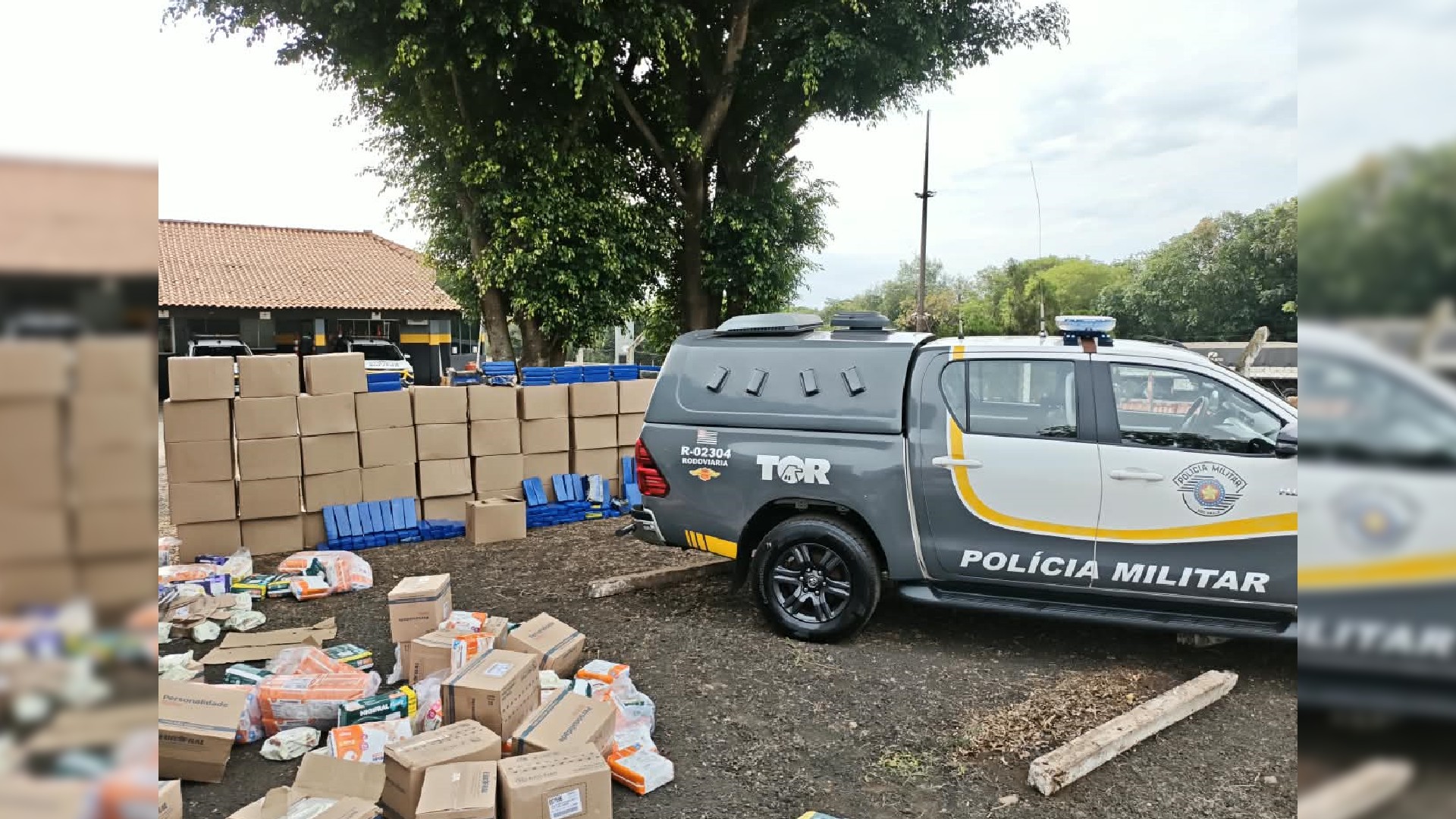 Polícia apreende mais de uma tonelada de maconha escondida em carga de fraldas em Assis