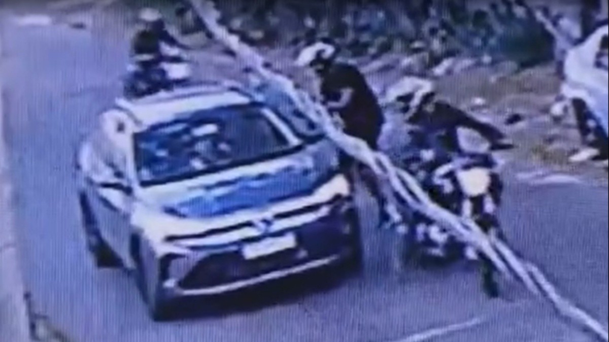 VÍDEO mostra criminosos cercando e matando pai na frente do filho de 7 anos no Rio