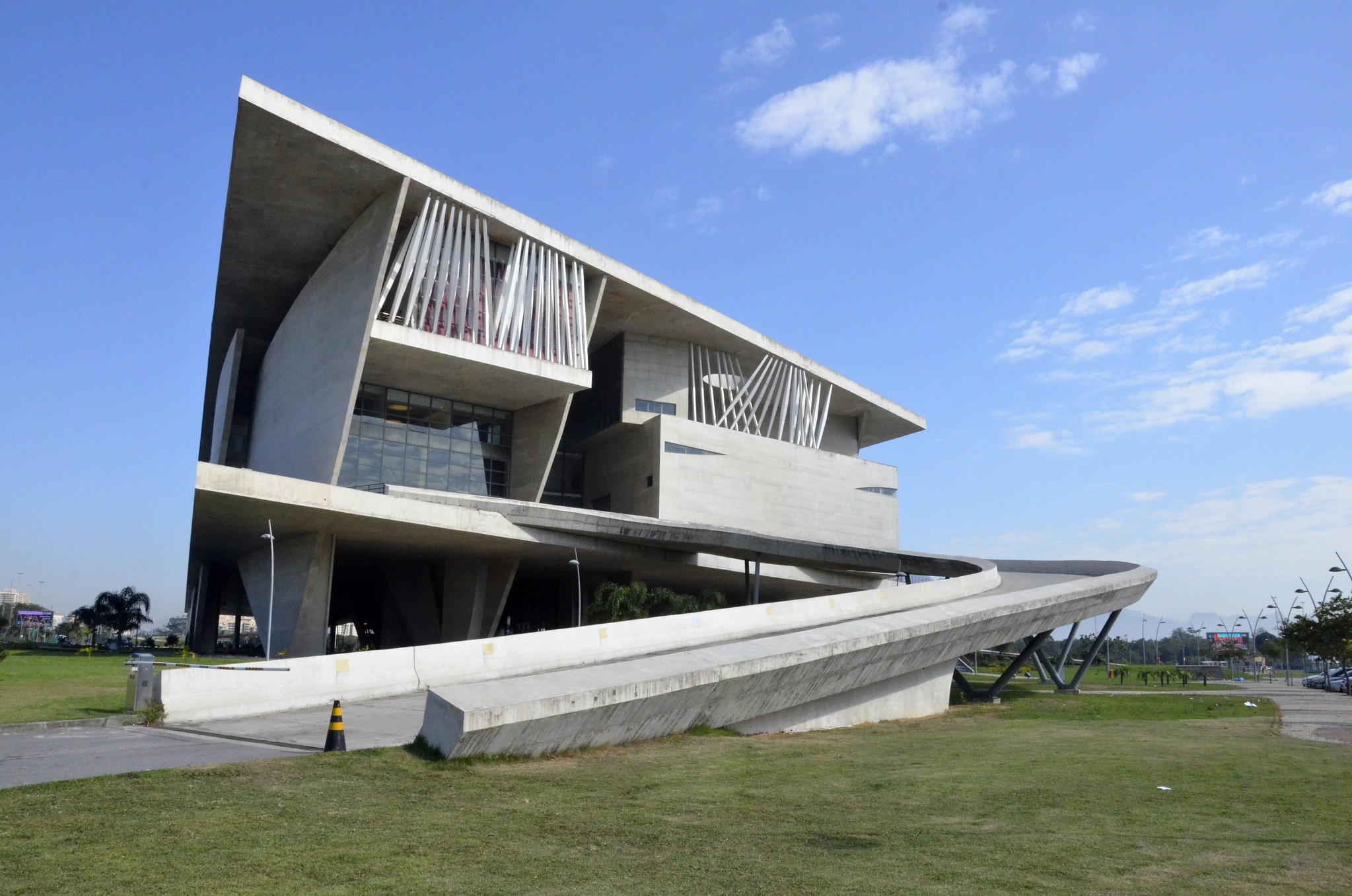 Expo Favela Innovation 2025 reúne empreendedores e investidores na Cidade das Artes