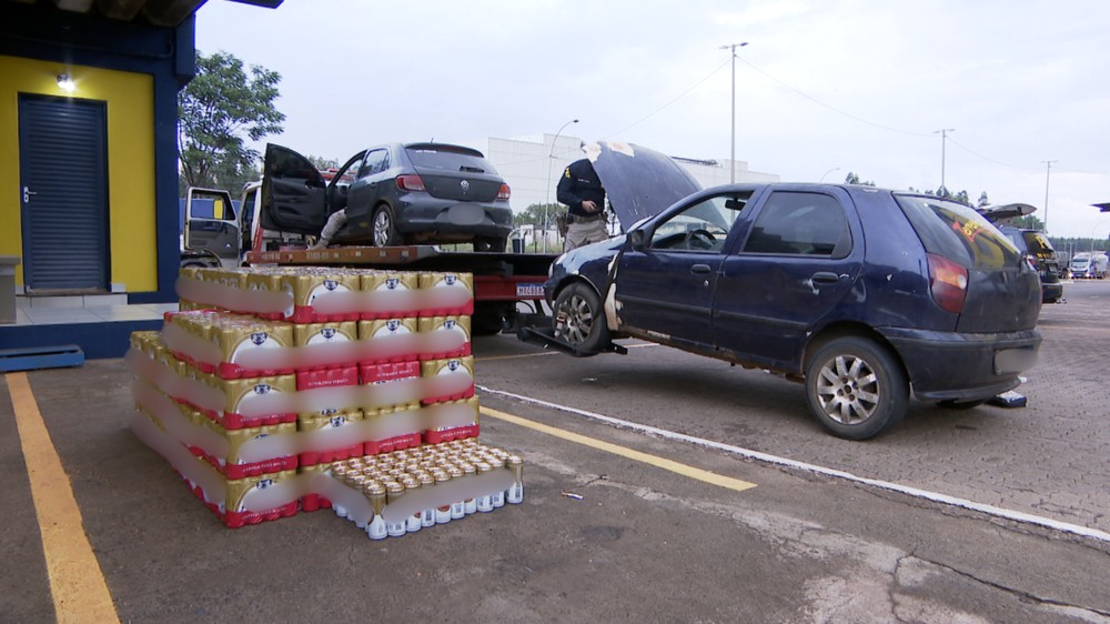 Mais de 2 mil latas de cerveja são furtadas de caminhão enquanto motorista dormia em MG
