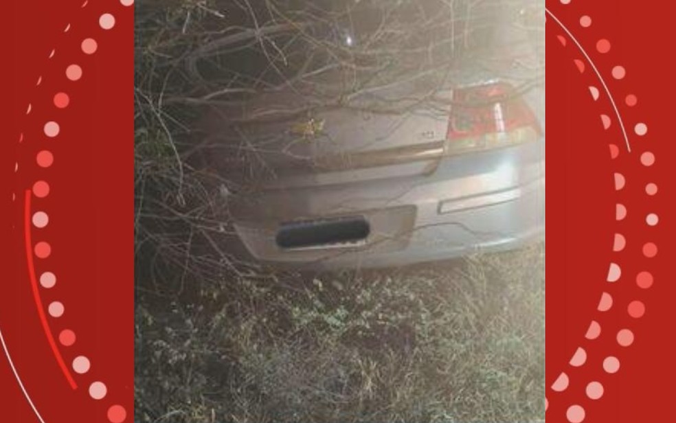Bebê morre e outras quatro pessoas ficam feridas após batida de frente entre carro e caminhão na Bahia — Foto: Reprodução/TV Sudoeste