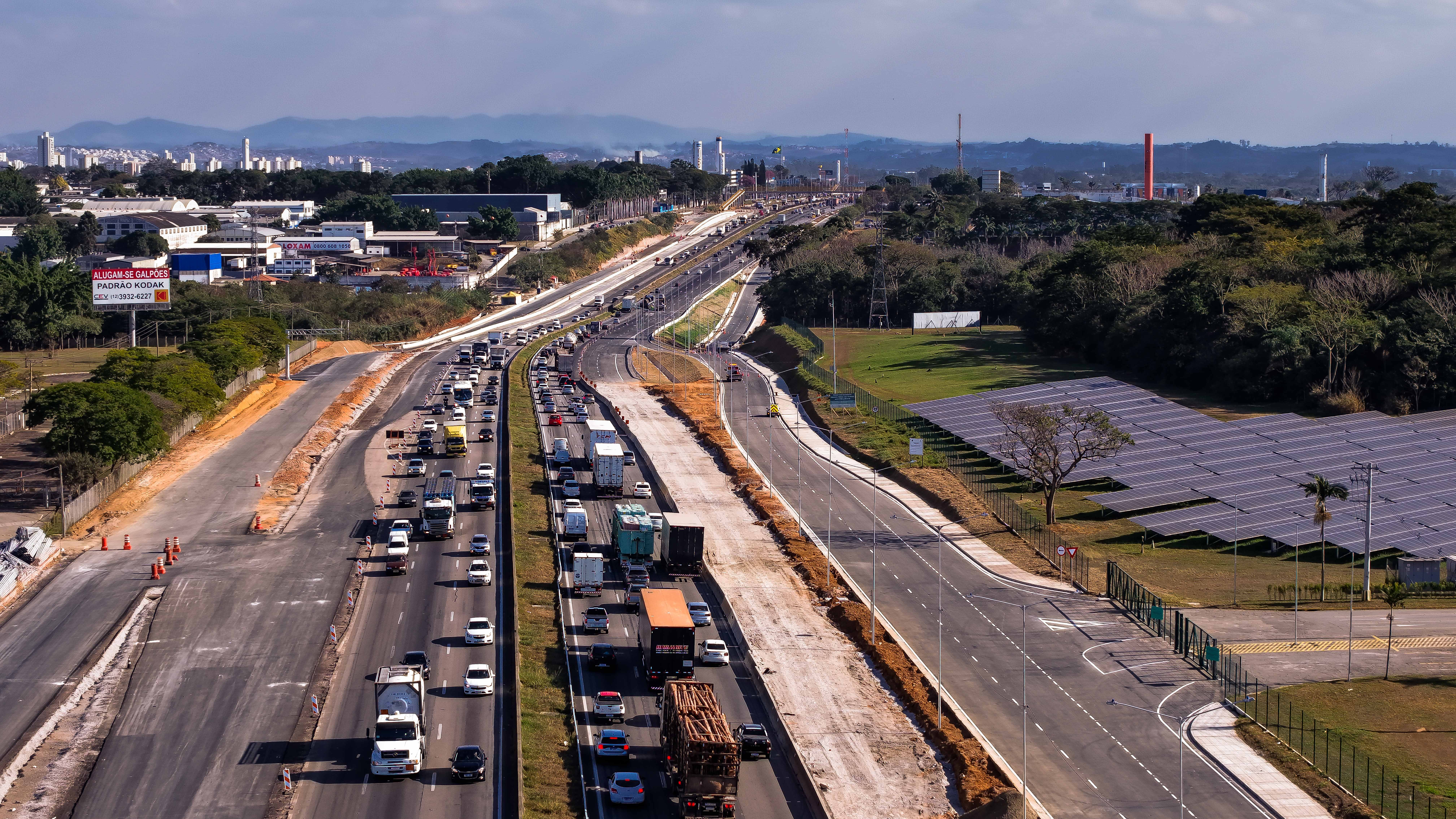 4 km de pistas marginais da Dutra serão liberados para os motoristas nesta terça (29), em São José