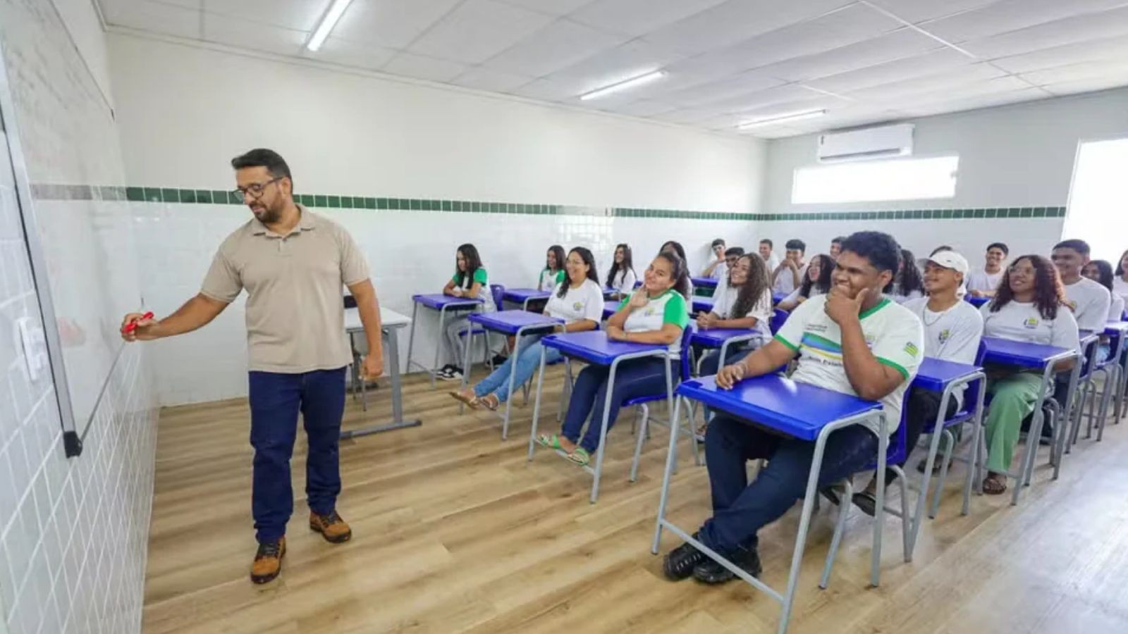 Veja lista de 99 convocados em seletivo da Seduc e prazo para envio de documentos
