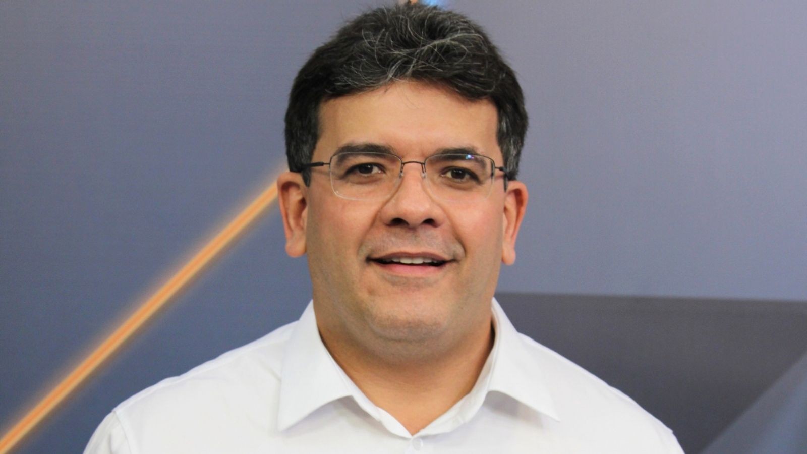 Rafael Fonteles (PT) é reeleito governador do PI
