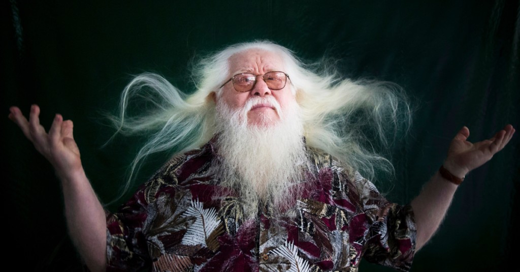 Músico de Bauru grava partituras inéditas de Hermeto Pascoal após recebê-las de presente do compositor: ‘Muito generoso’