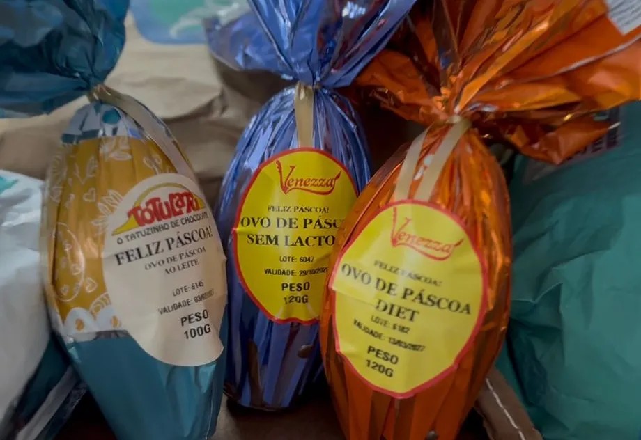 Zero lactose, diet e à base de banana e cacau: projeto distribui ovos de Páscoa personalizados para alunos com restrições alimentares