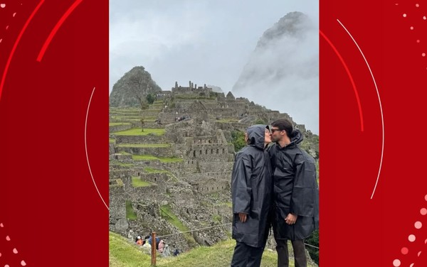 Ivete e Sangalo e Daniel Cady trocam beijos no Machu Picchu — Foto: Reprodução/Redes Sociais