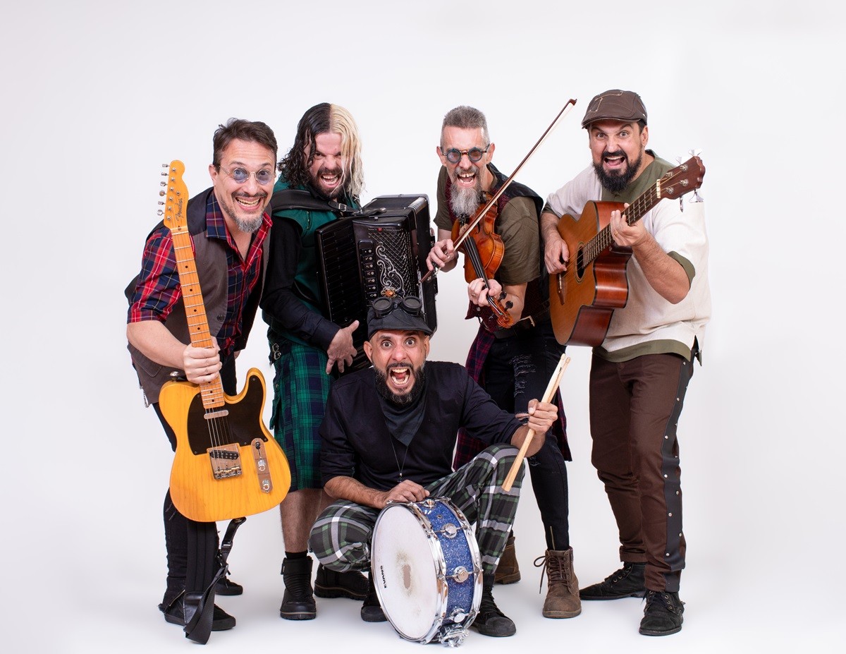 Em mescla do folclore irlandês com som brasileiro, banda Terra Celta se apresenta em Pres. Prudente