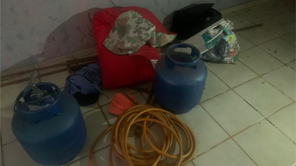 2 de 4
Após furto no centro de Bauru, homem invade casa, se esconde em armário e é preso pela 14ª vez — Foto: PM/Divulgação
