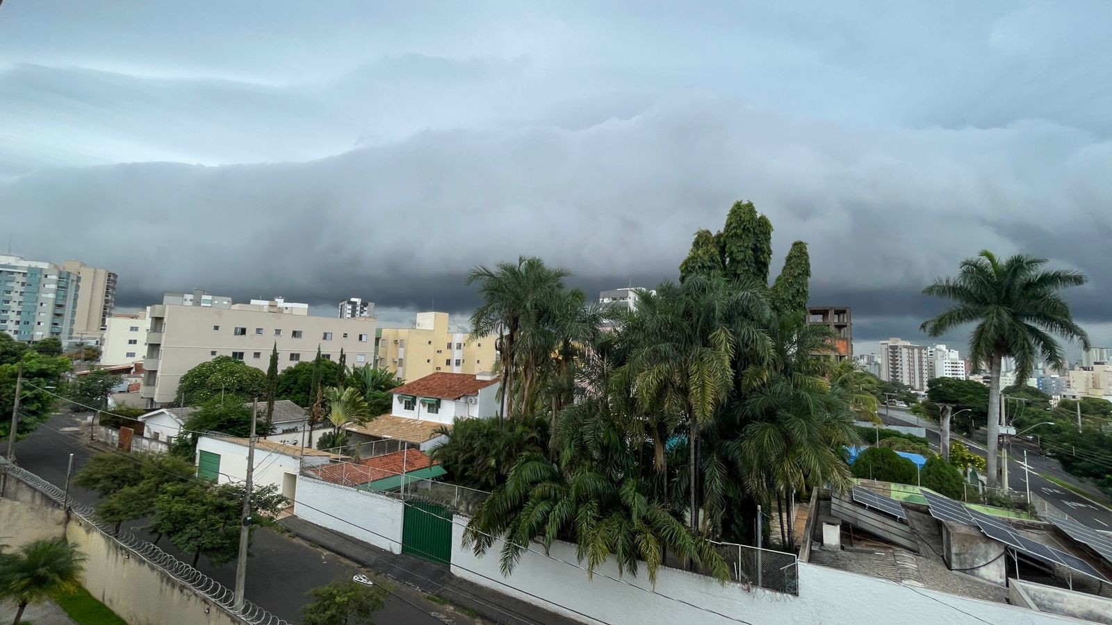 Frente fria se aproxima e fim de semana pode ser de fortes chuvas em ...
