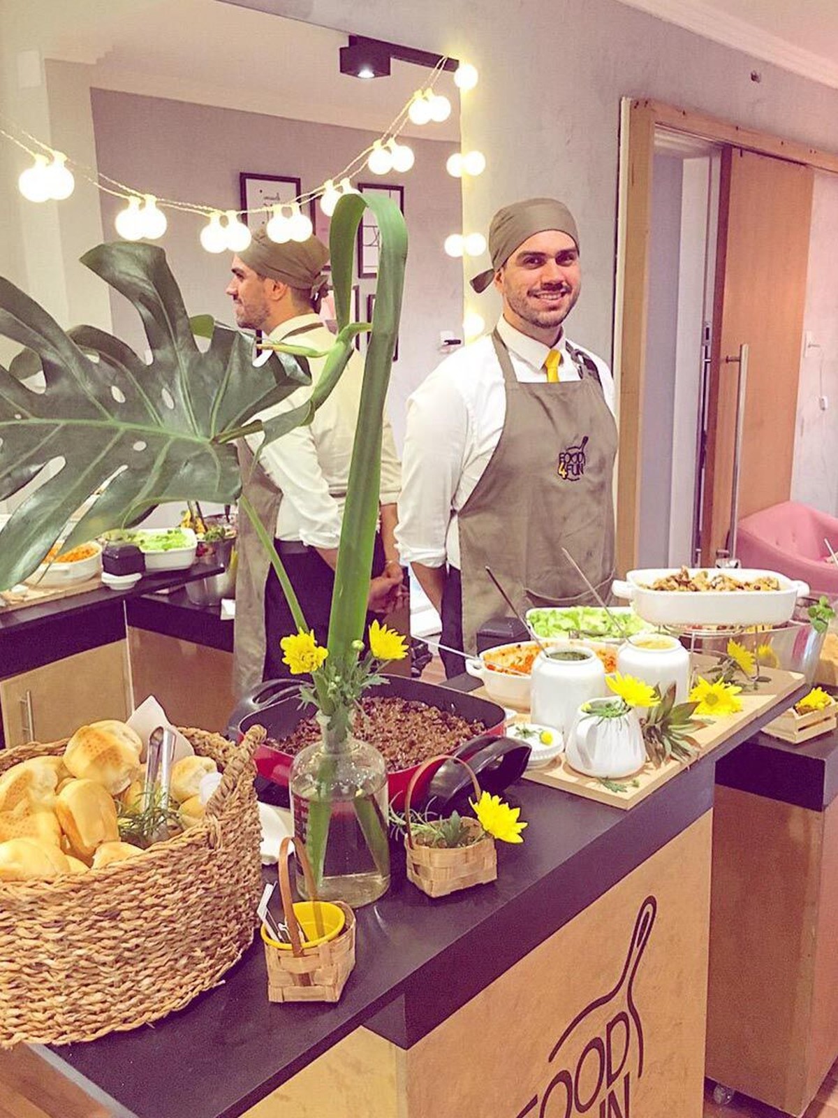Carrinhos Gourmet ganham espaço em festas por praticidade e comidas  saborosas | Especial Publicitário Na Mosca Eventos | G1