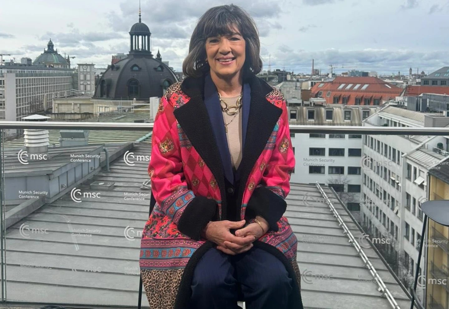 Após 43 anos, jornalista Christiane Amanpour deixará a CNN americana