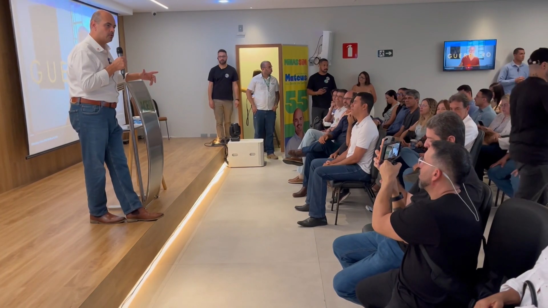 Mateus Simões defende investimentos em estradas e irrigação no Vale do Mucuri